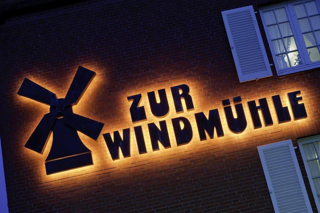 Hotel Zur Windmuhle Stapelfeld ภายนอก รูปภาพ